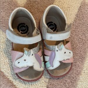 Livie & Luca Pink and White Unicorn Toddlers' Sandals
